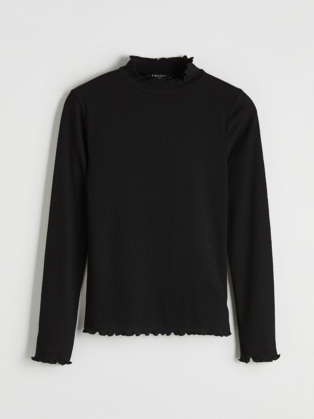 Siyah Fırfırlı Dik Yaka Kadın Body