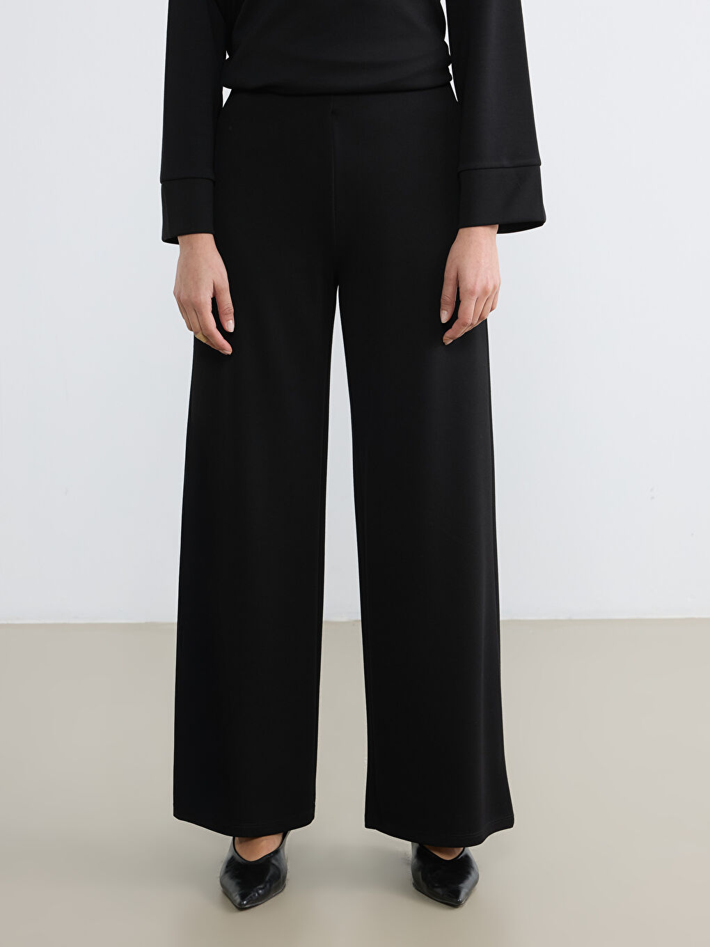 Elasticated Waist Soft Touch Women's Sweatpants-1