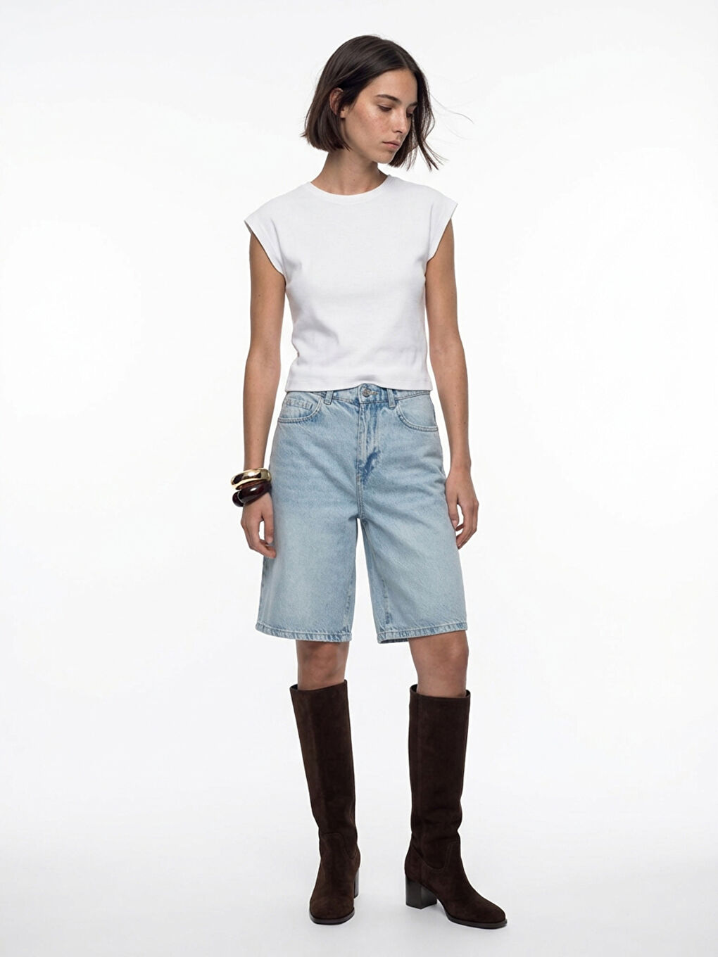 Beyaz Bisiklet Yaka Kadın Crop-1