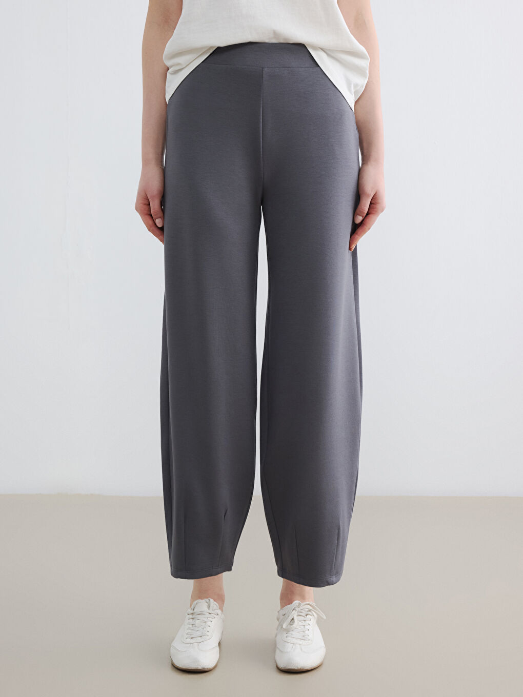 Elastic Waist Women's Sweatpants-1