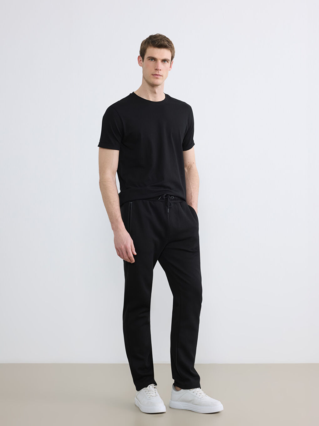 Siyah Standart Kalıp Erkek Eşofman Altı