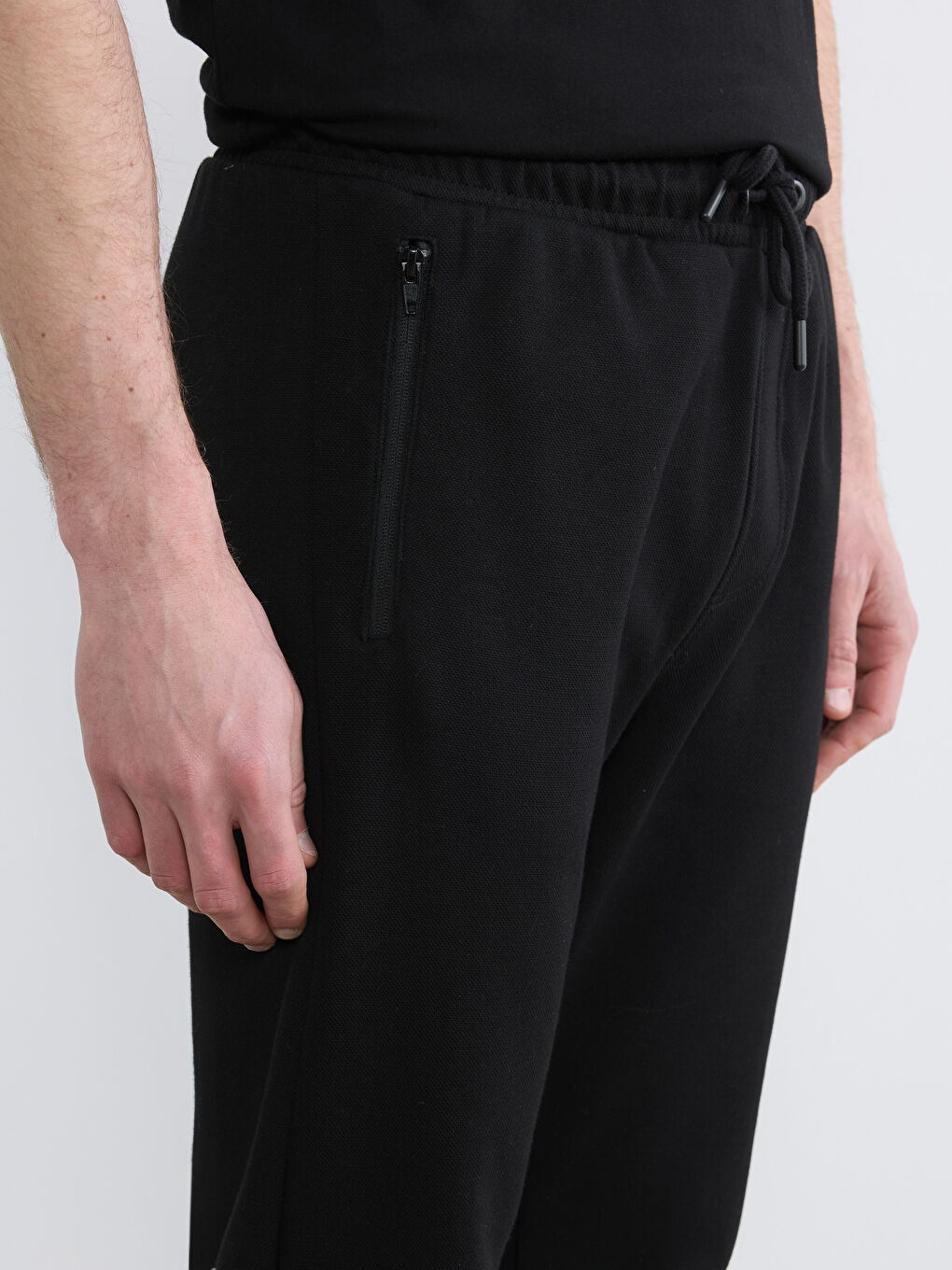 Siyah Standart Kalıp Erkek Eşofman Altı-2