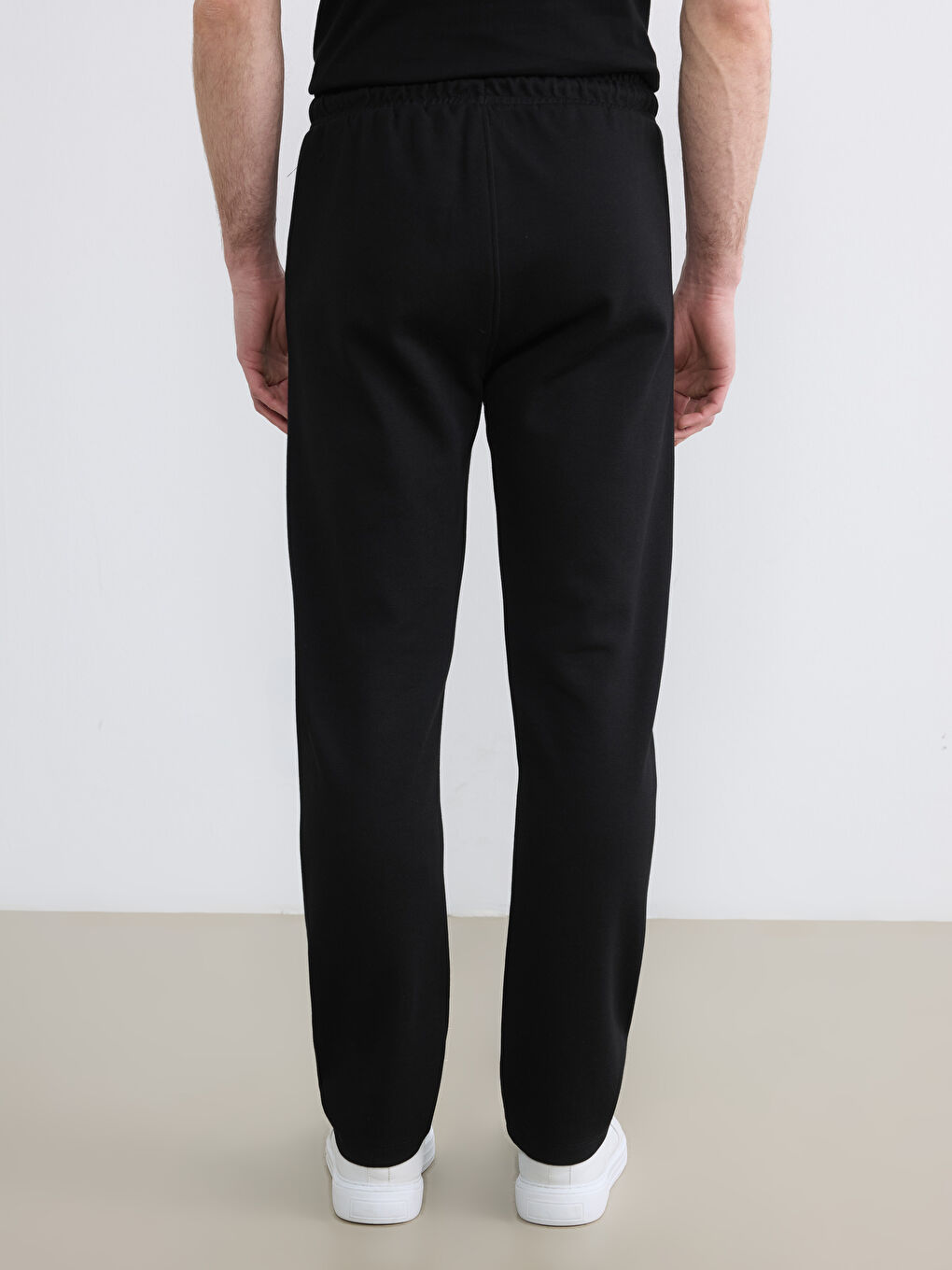 Siyah Standart Kalıp Erkek Eşofman Altı-3