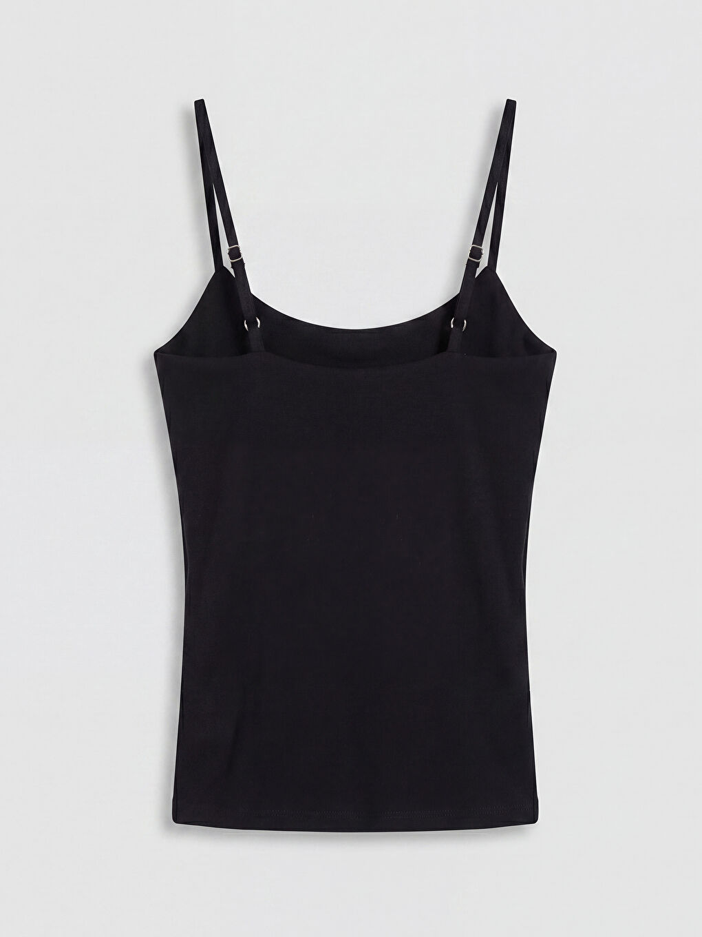 Siyah U Yaka İp Askılı Kadın Atlet-1