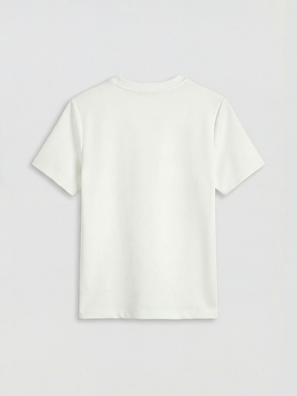 Ekru Bisiklet Yaka Kadın Tişört-1