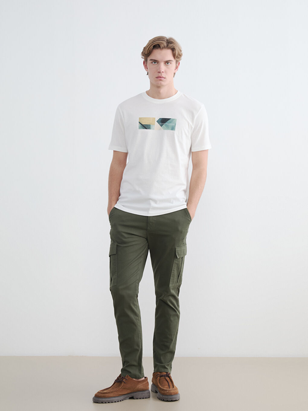 Pantalon cargo en gabardine pour homme coupe slim