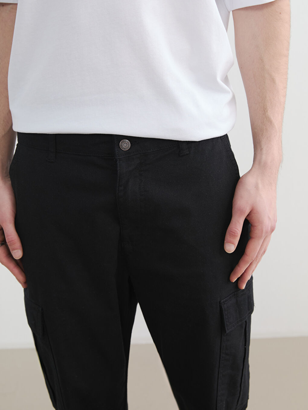 Slim Fit Men's Gabardine Cargo Trousers-2