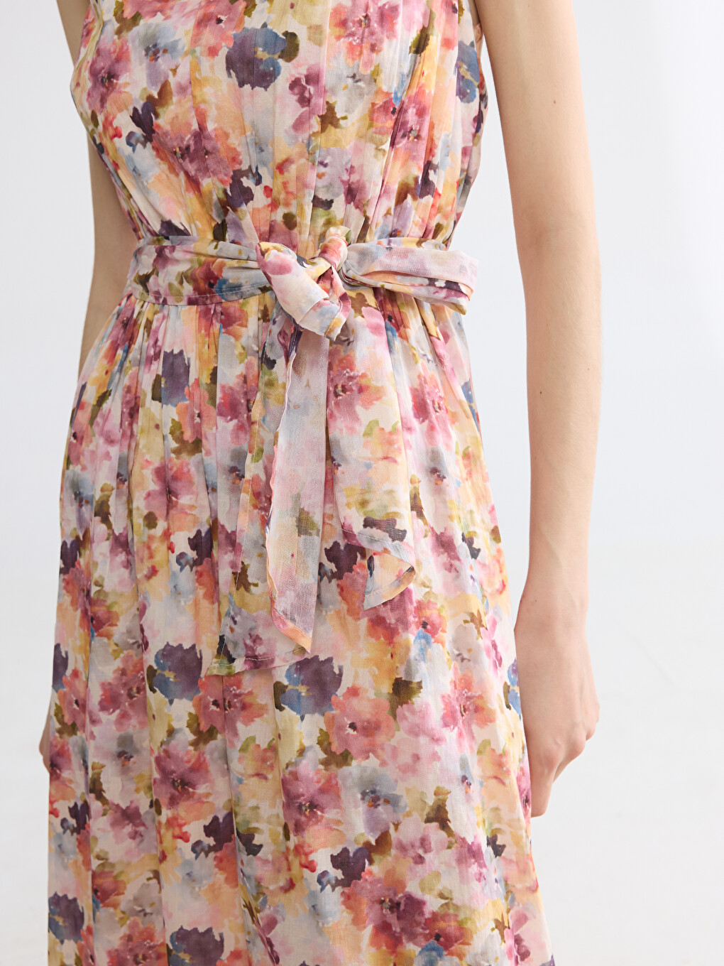 V Neck Floral Poplin A Form Dress-2