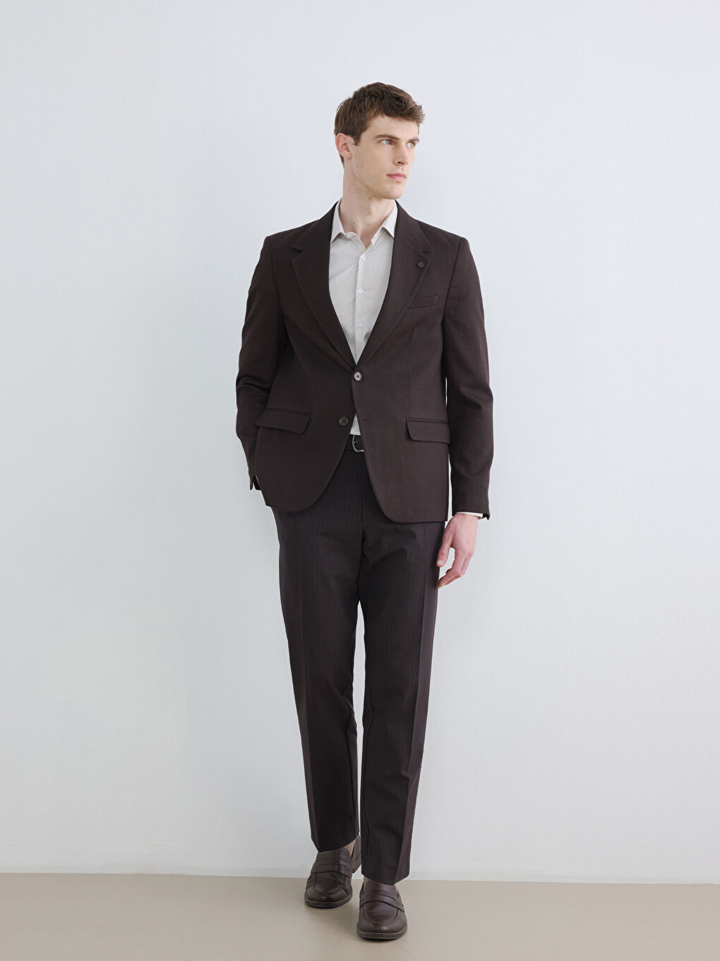 Standard Fit Pleated Men's Fabric Trousers