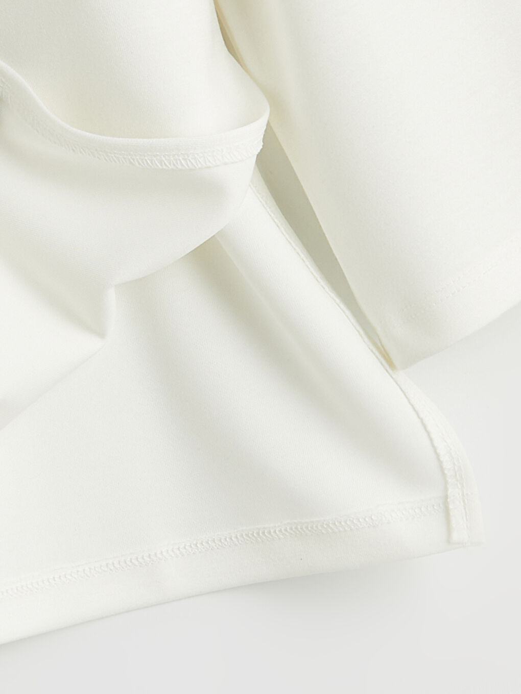 Ekru Bisiklet Yaka Soft Touch Kadın Sweatshirt Tunik-1