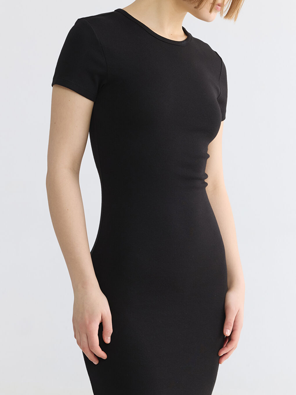 Crew Neck Bodycon Dress-2