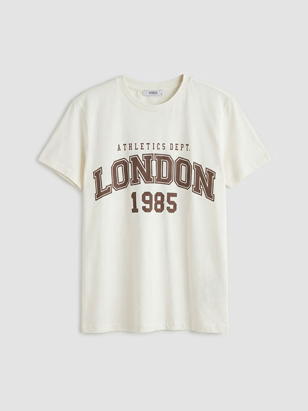 Bej Bisiklet Yaka London Baskılı Kadın Tişört