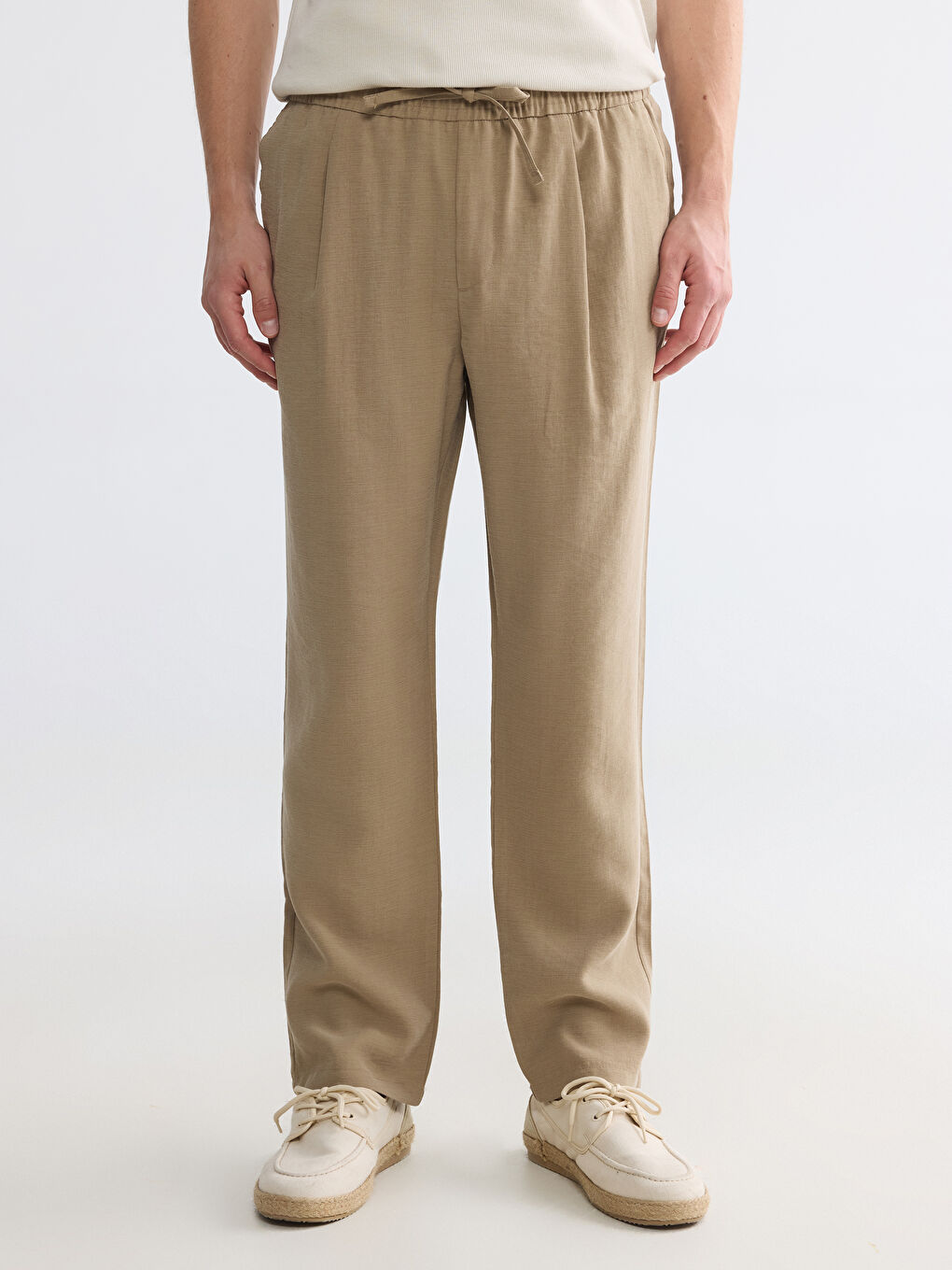 Regular Fit Linen-Look Men's Trousers-1