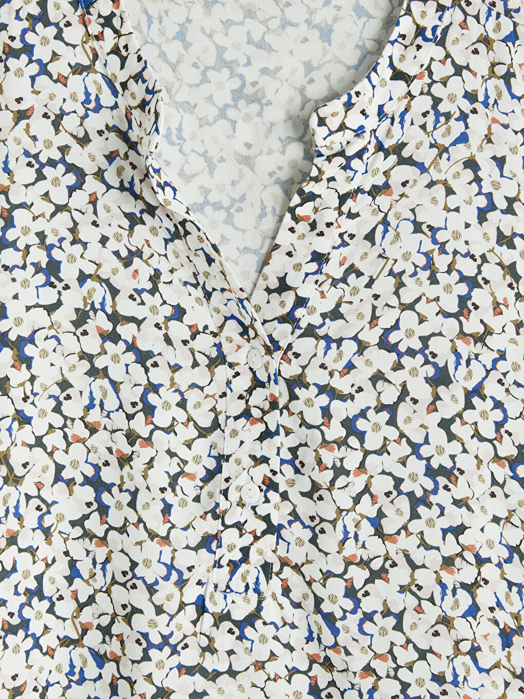 Mavi Kaçık Yaka Çiçekli Bluz-2