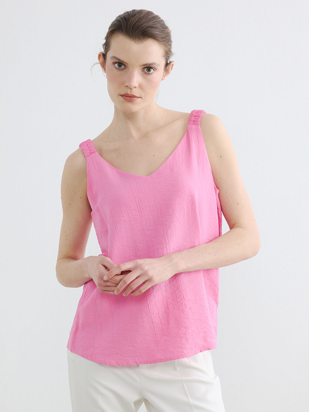 Blouse Texturée Froncée à Encolure en V