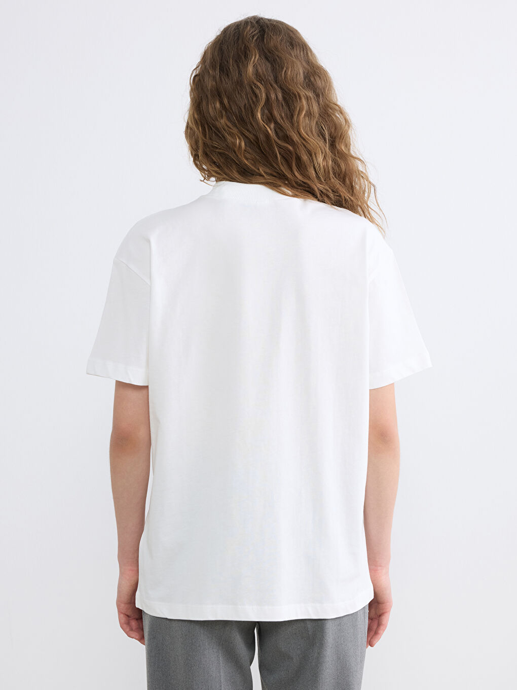 Beyaz Bisiklet Yaka Taşlı Kadın Tunik-3