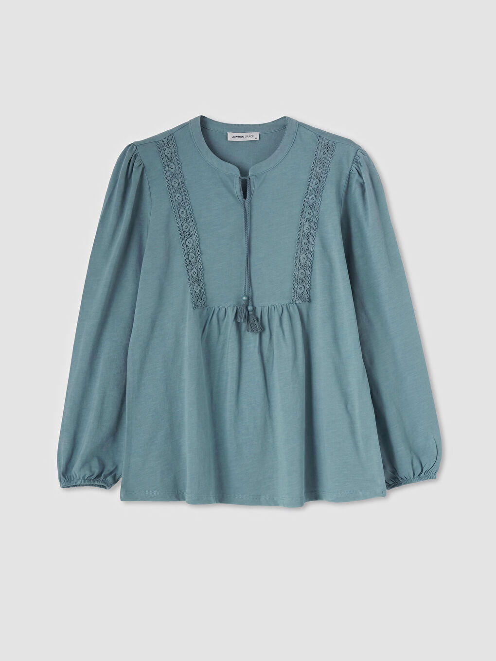 Mavi Bağlamalı Yaka Nakışlı Bluz