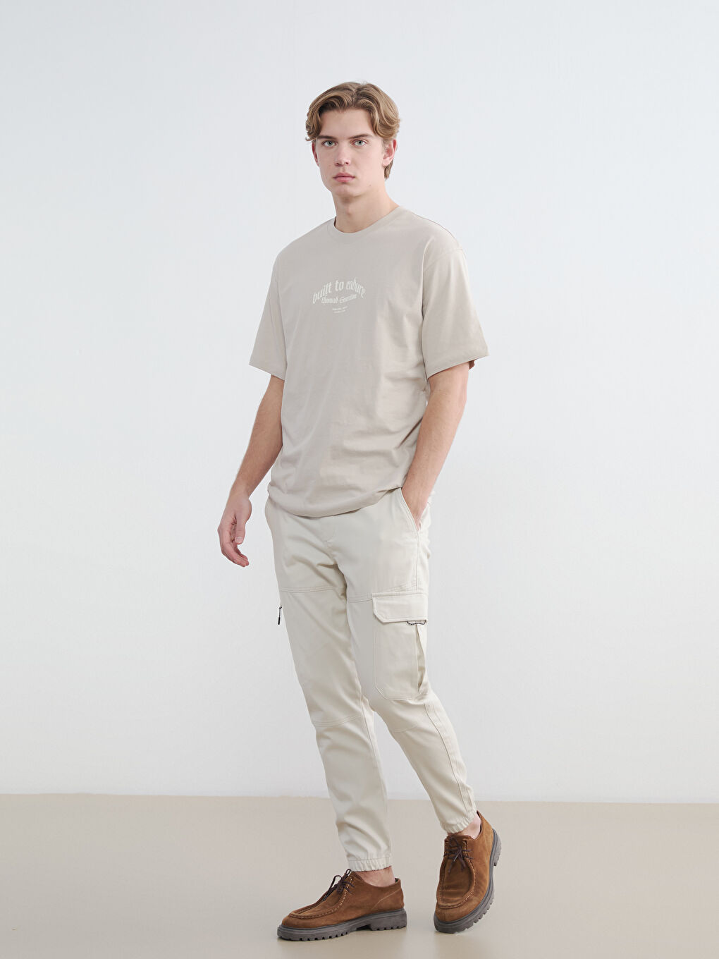 Bej Bisiklet Yaka Baskılı Erkek Tişört-1