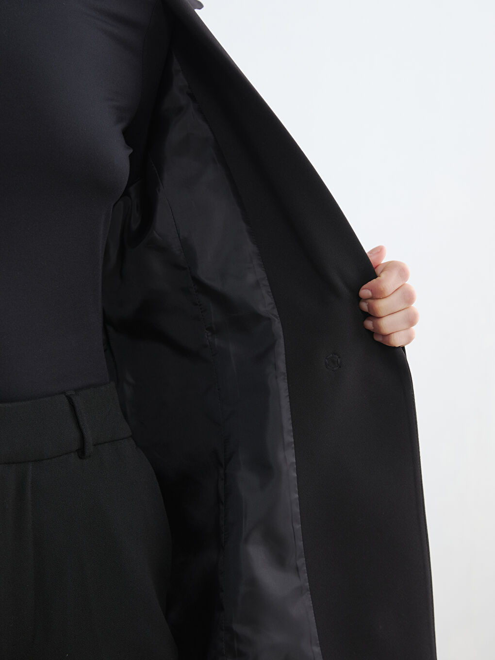 Siyah Beli Kemerli Kadın Blazer Ceket-3