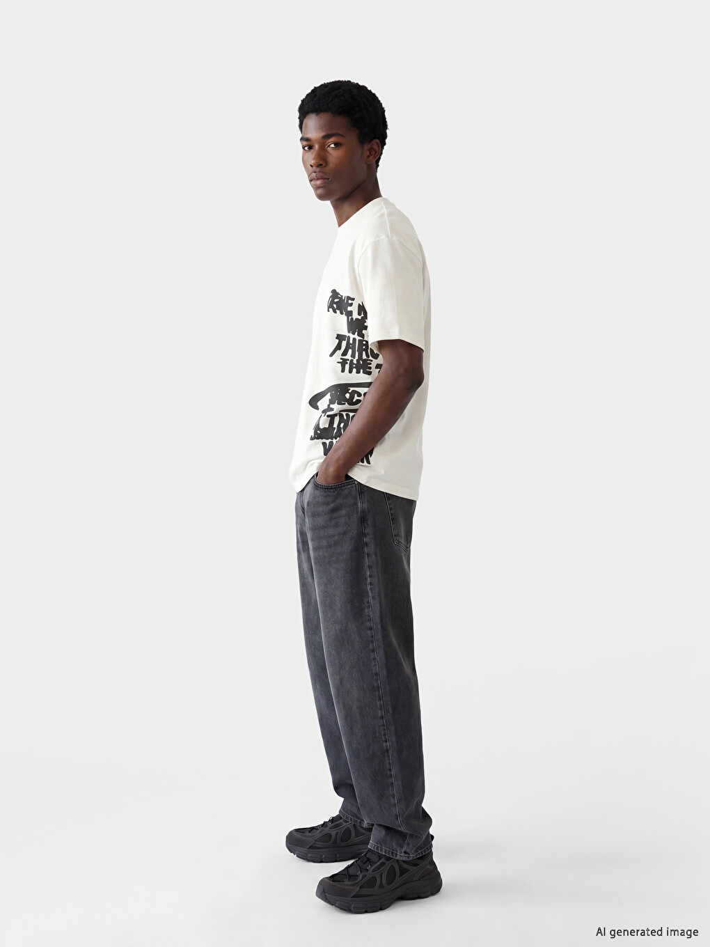 Crew Neck Embroidered Men's T-shirt-1