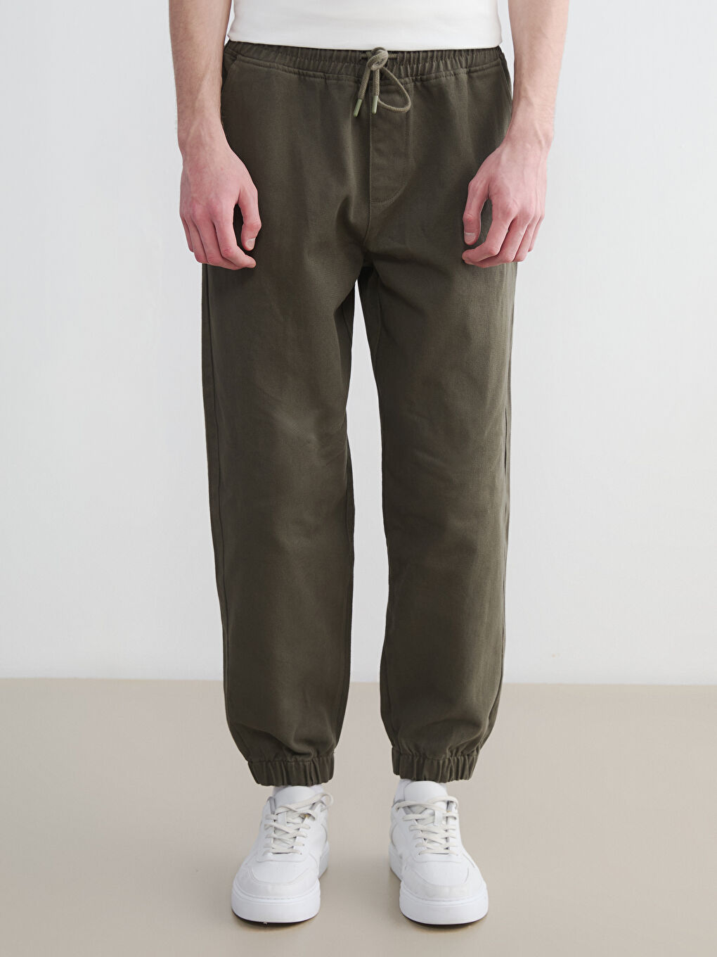 Haki Standart Kalıp Gabardin Erkek Pantolon-1