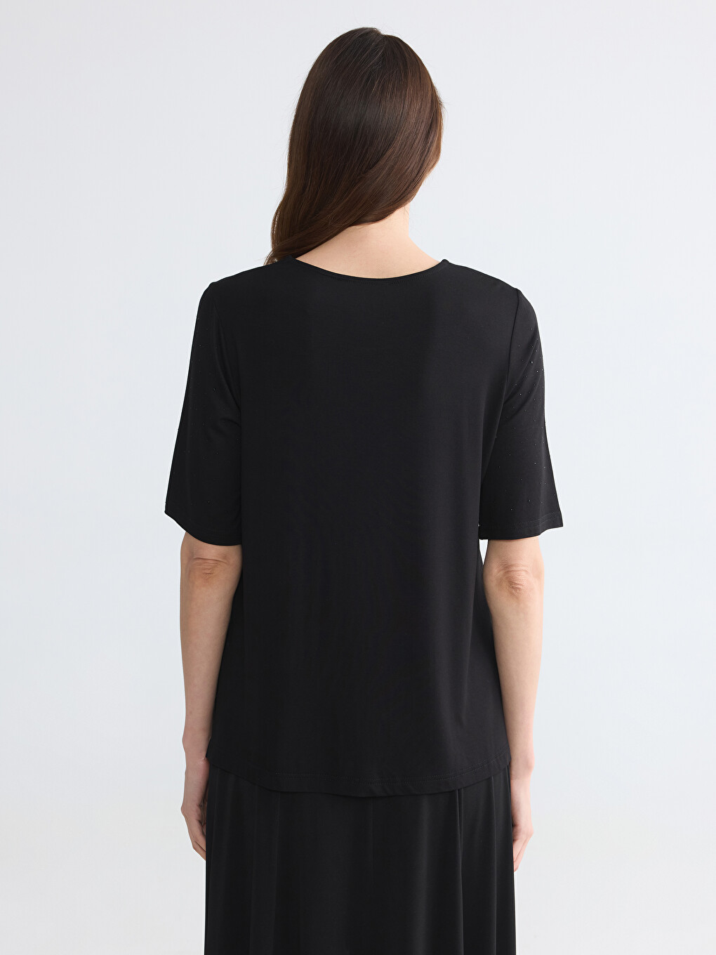 Bluza sa okruglim izrezom ukrašena cirkonima-5