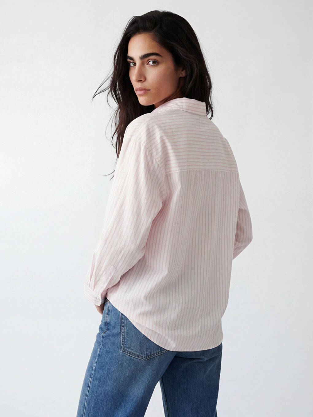 Prugasta prevelika ženska košulja od poplina-3