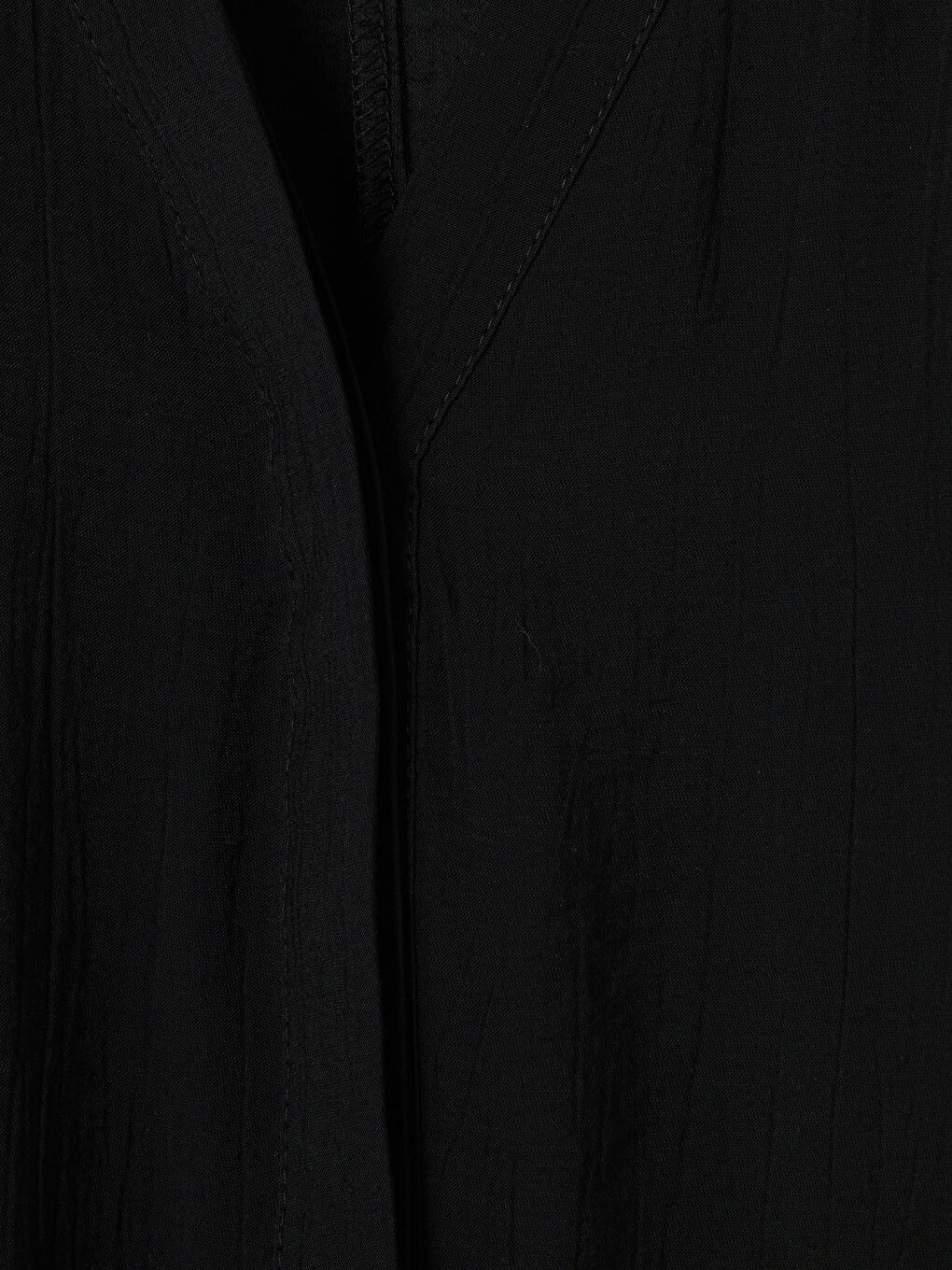 Žena CRNA haljina-6