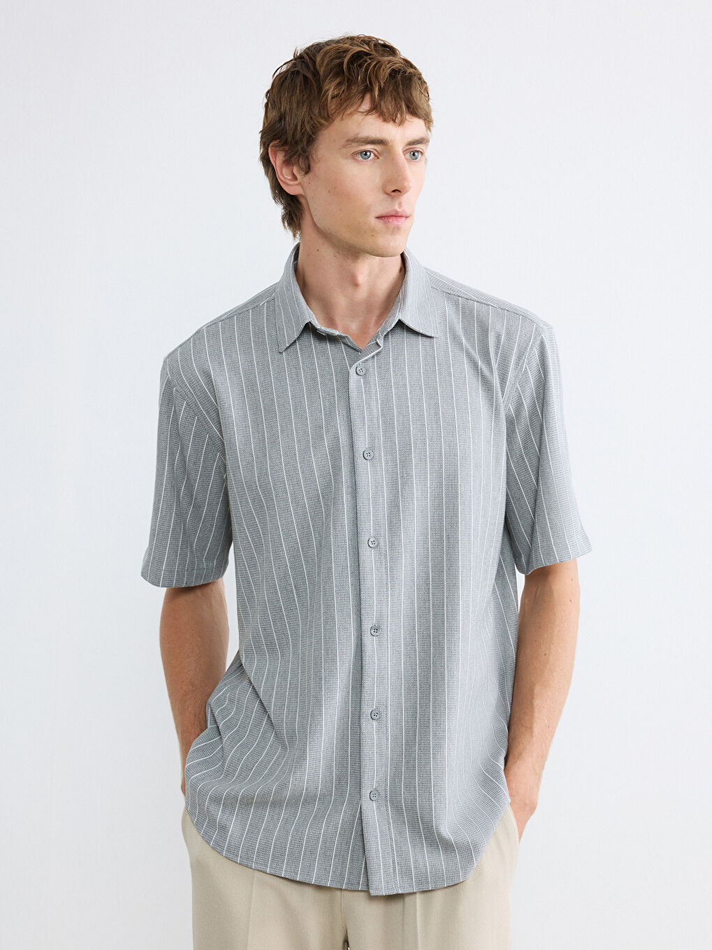 Gri Regular Fit Çizgili Erkek Gömlek