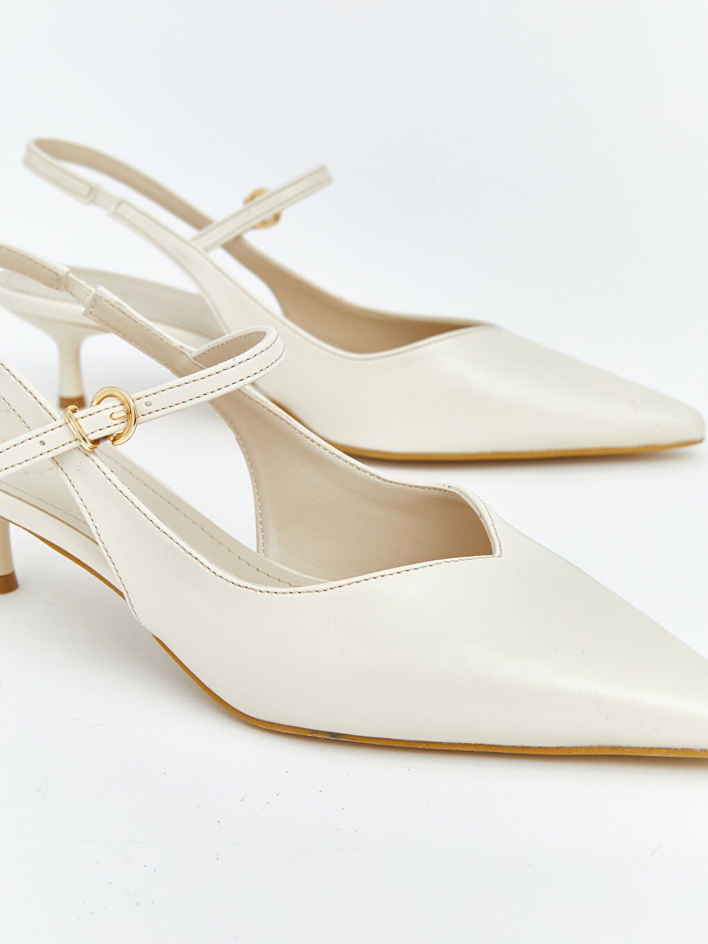 Bej Sivri Burun Kadın Topuklu Ayakkabı-2