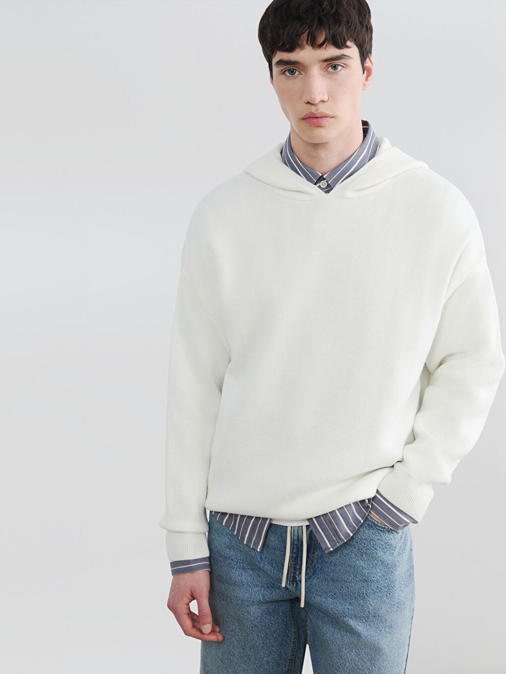 Ekru Kapüşonlu Erkek Triko Kazak