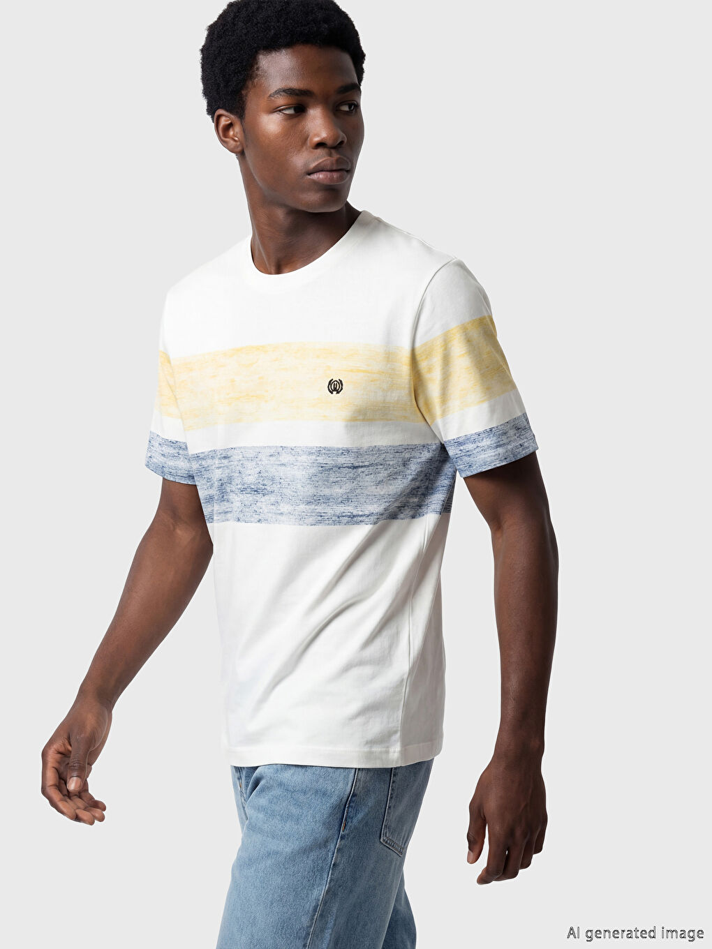 Beyaz Bisiklet Yaka Renk Bloklu Penye Erkek Tişört