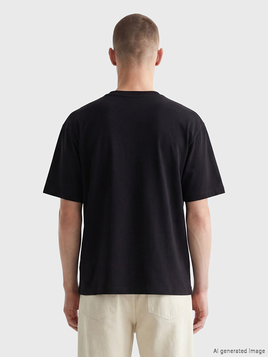 Siyah Bisiklet Yaka Baskılı Erkek Tişört-3