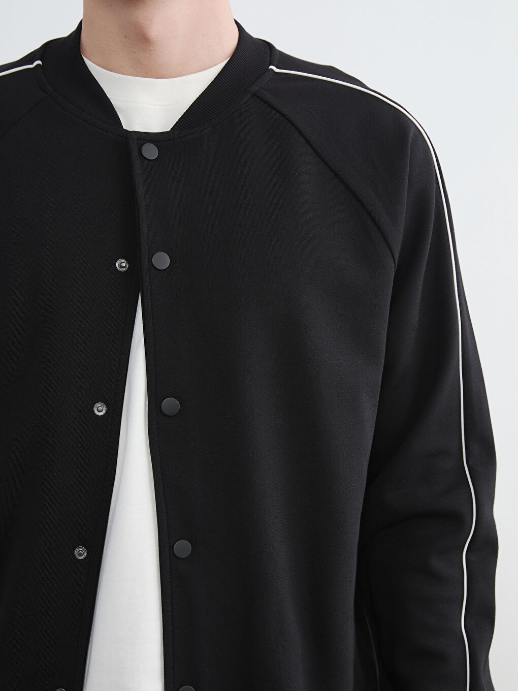 Siyah Rahat Kalıp Erkek Çıtçıtlı Sweatshirt-2