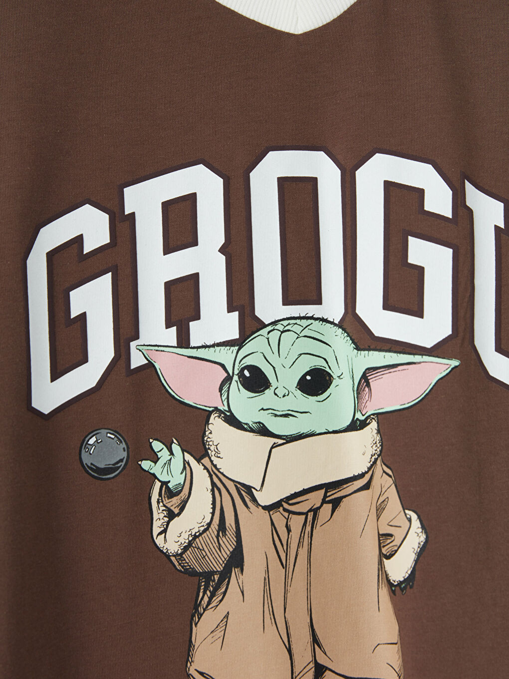 Kahverengi Grogu Baskılı Oversize Kadın Tişört-2