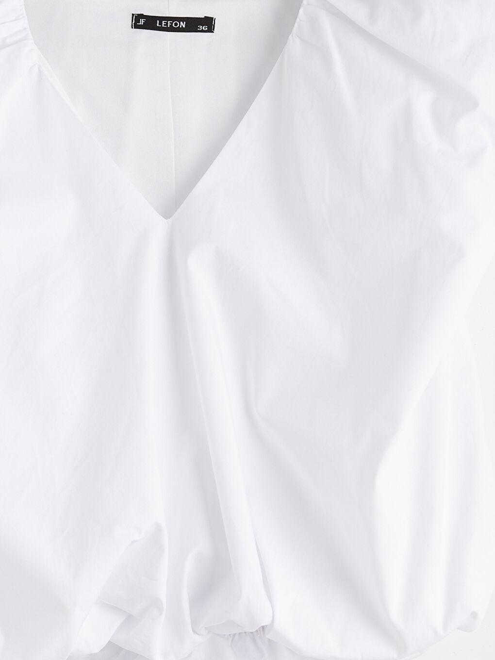 Beyaz V Yaka Büzgülü Poplin Bluz-2