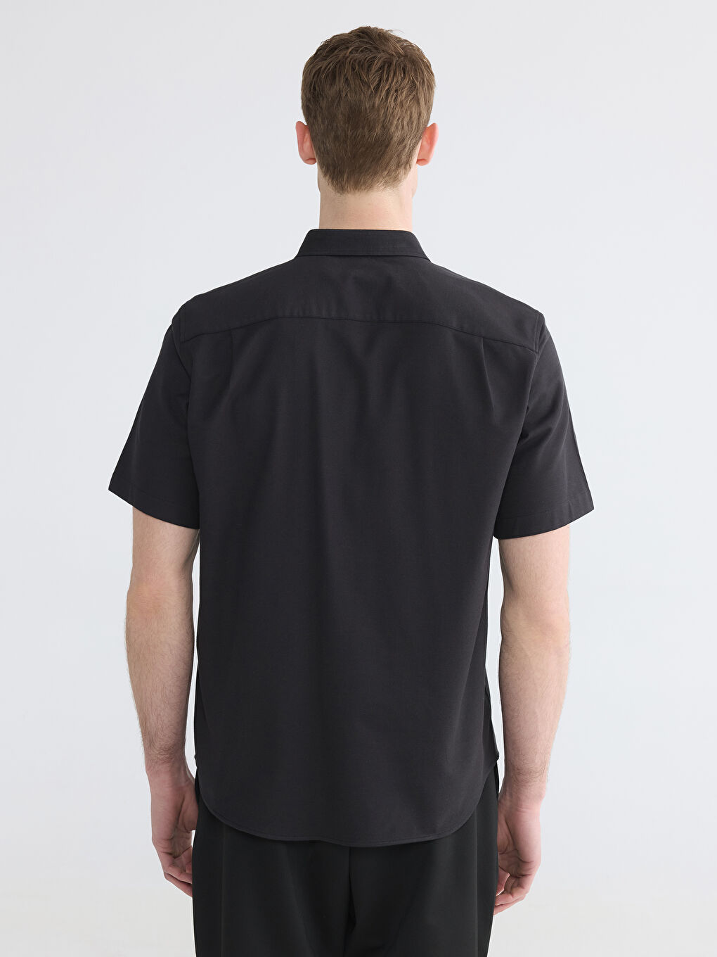 Siyah Regular Fit Erkek Dokulu Gömlek-3