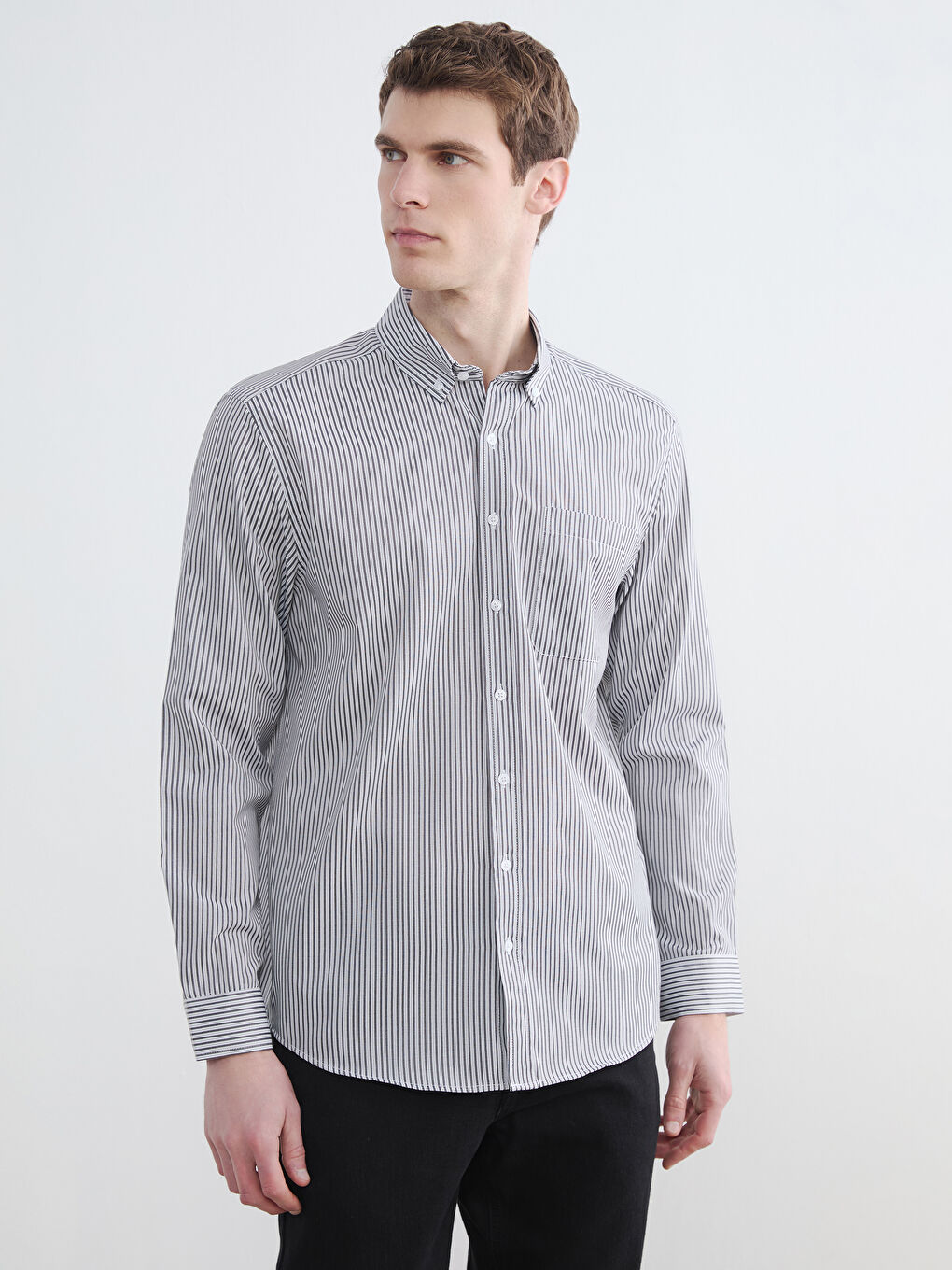 Gri Rahat Kalıp Çizgili Erkek Gömlek