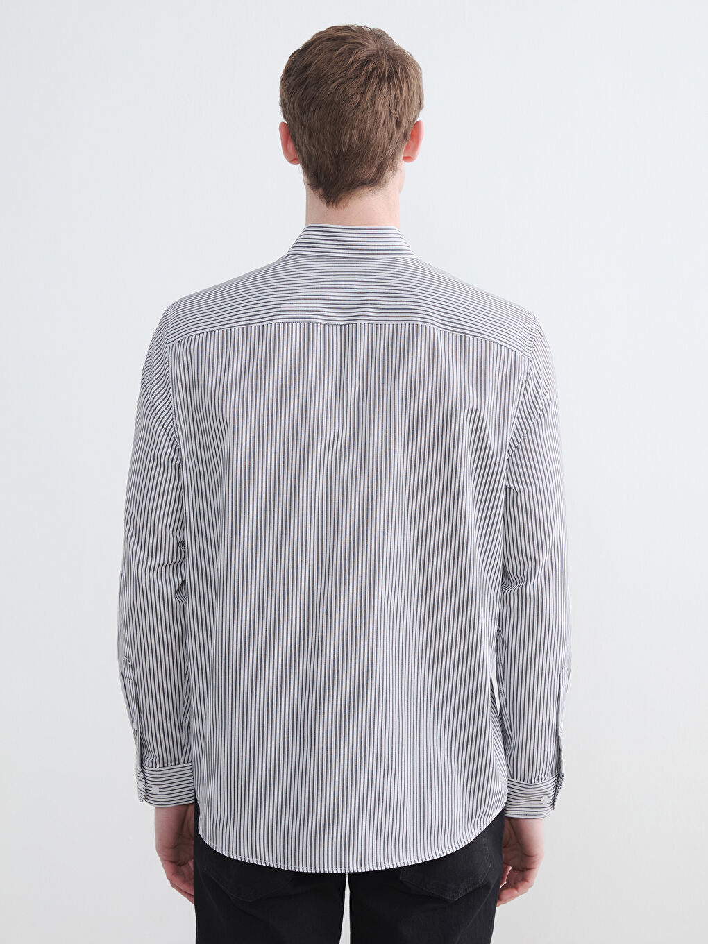Gri Rahat Kalıp Çizgili Erkek Gömlek-3