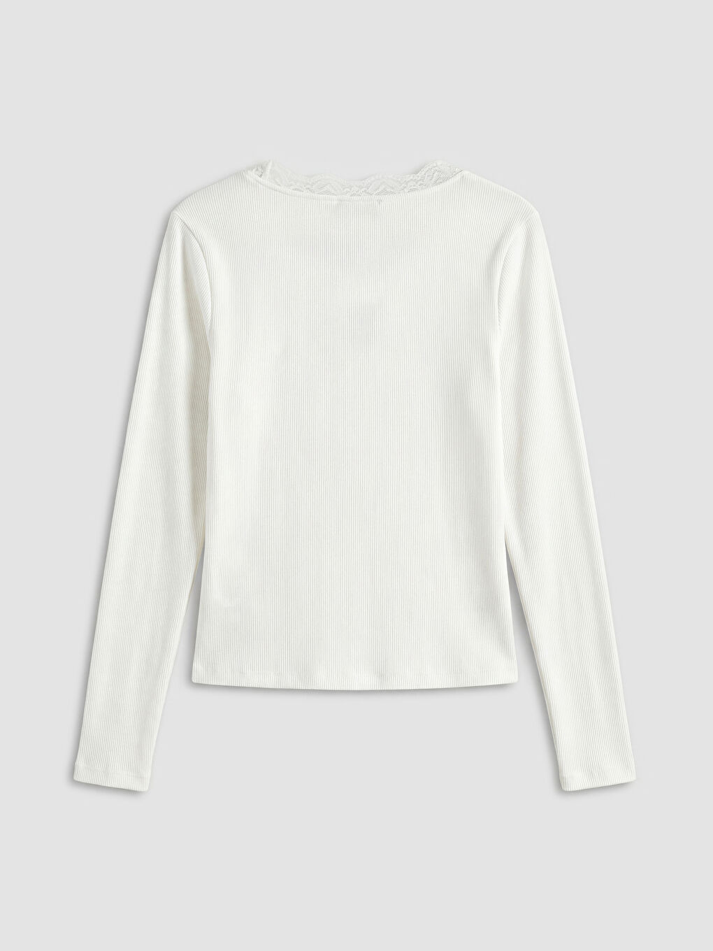 Ekru V Yaka Dantel Detaylı Bluz	-1