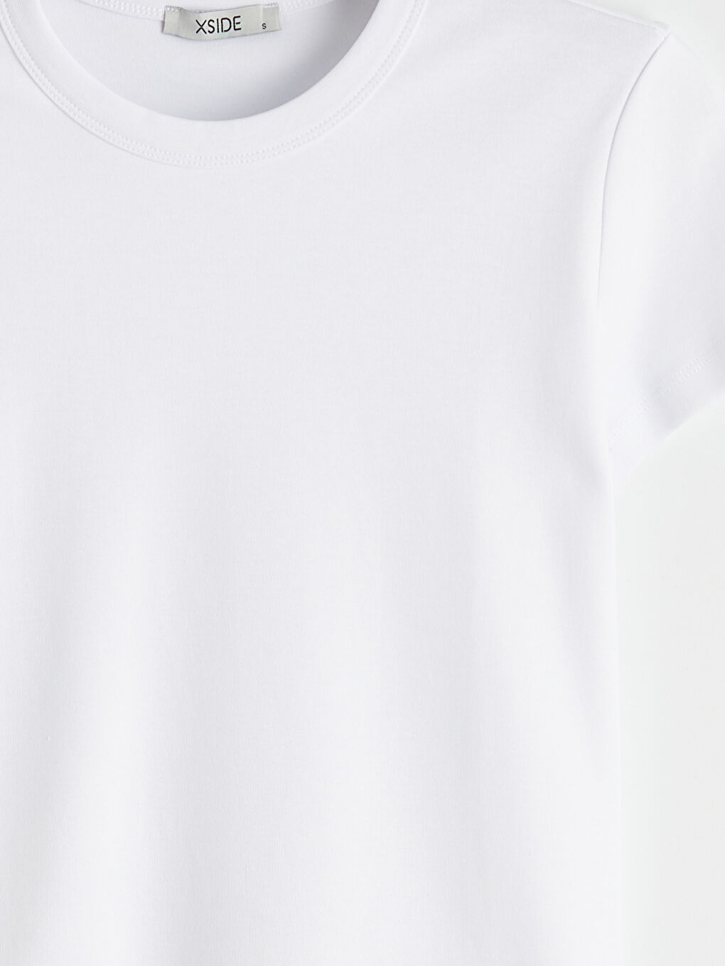 Beyaz Bisiklet Yaka Kadın Tişört	-5