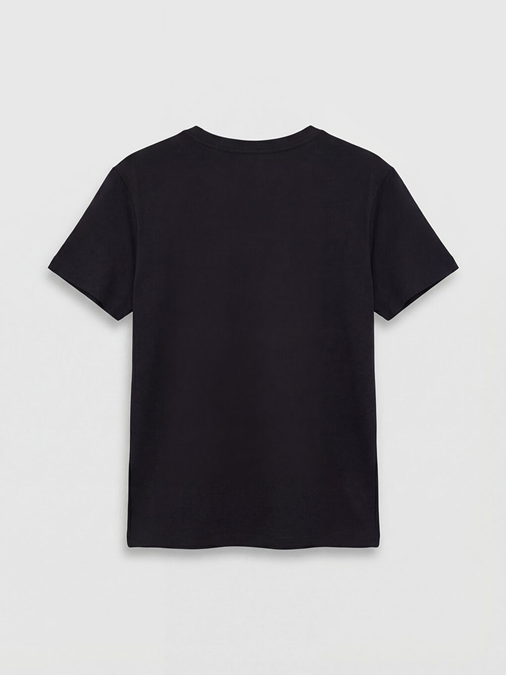 Siyah Bisiklet Yaka Kadın Tişört	-1