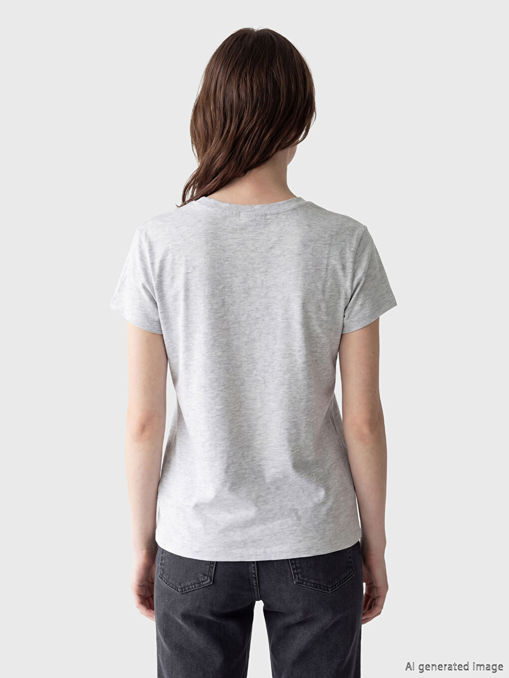 Bisiklet Yaka Kadın Tişört	-3