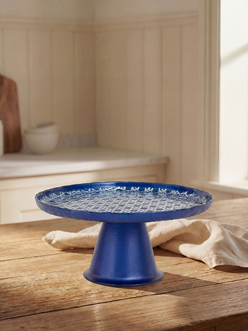 Karışık Ayaklı Cam Sunumluk-1