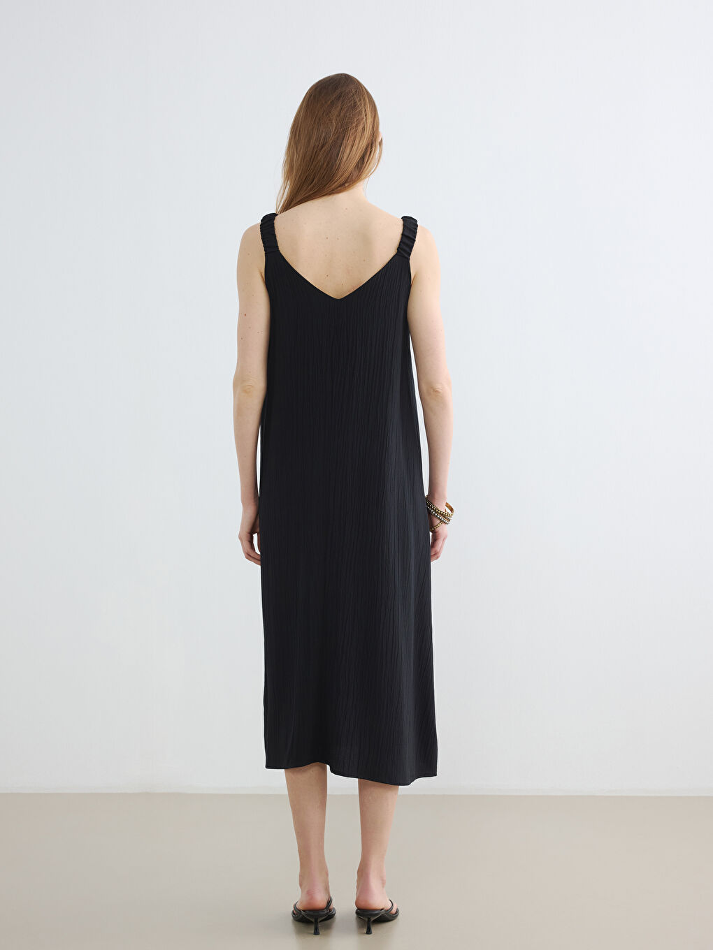 Рокля с V-образно деколте, набрана, А-силует-3