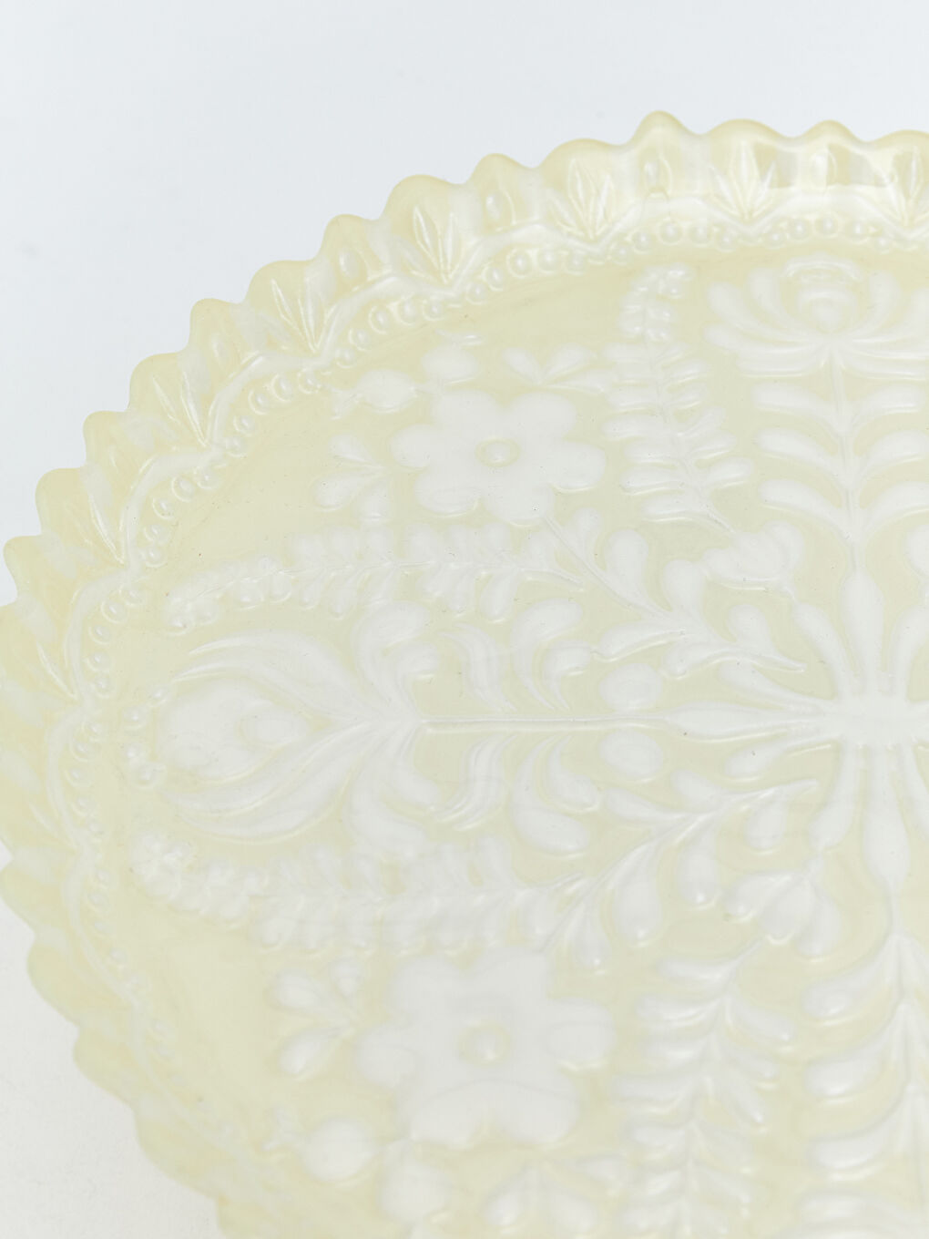 Karışık Ayaklı Cam Sunumluk-3