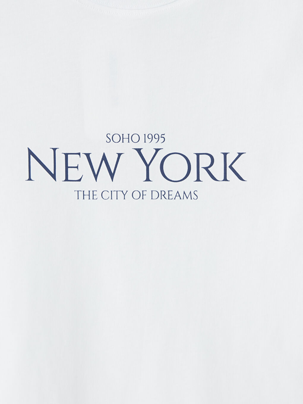 Beyaz New York Baskılı Kadın Tişört-2