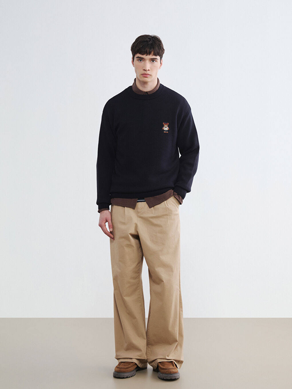 Lacivert Bisiklet Yaka Nakışlı Erkek Triko Kazak-1