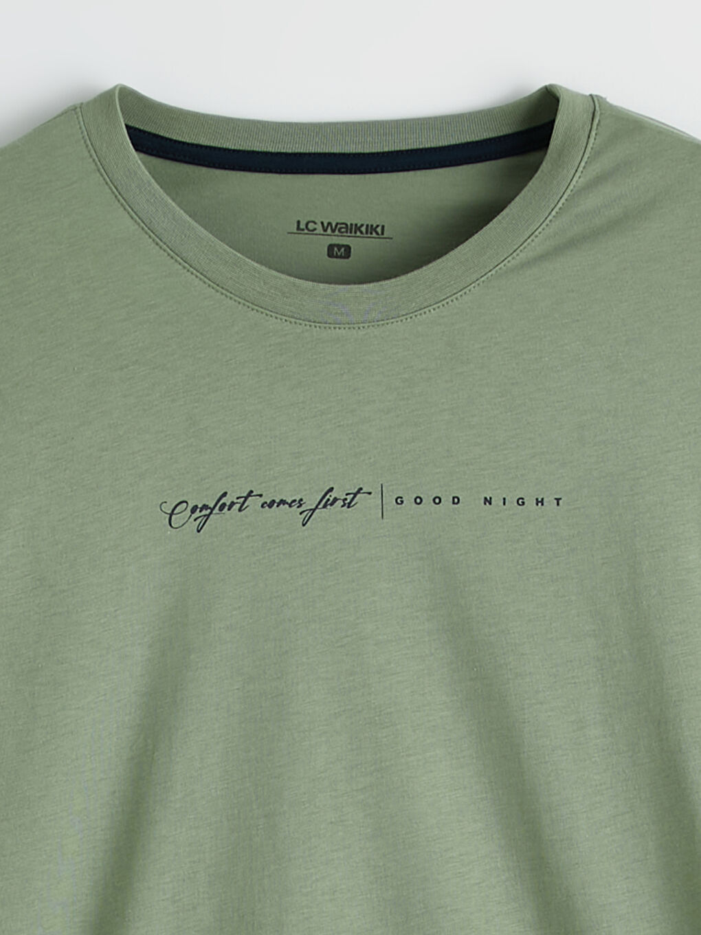 Standard Fit Printed Men's Pyjama Set-6