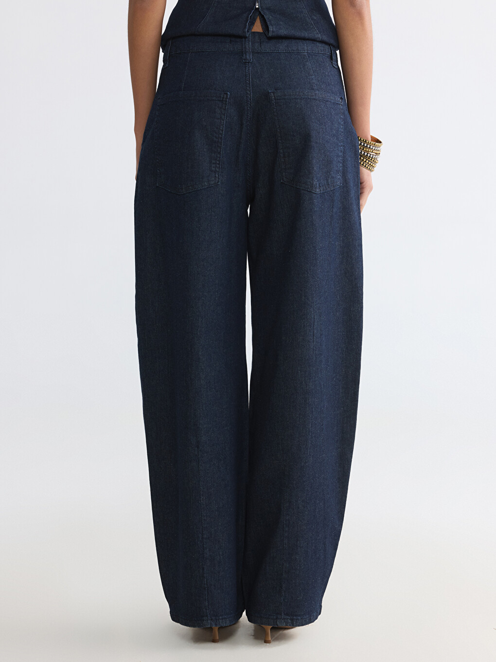 Balloon Fit Women's Jeans-4